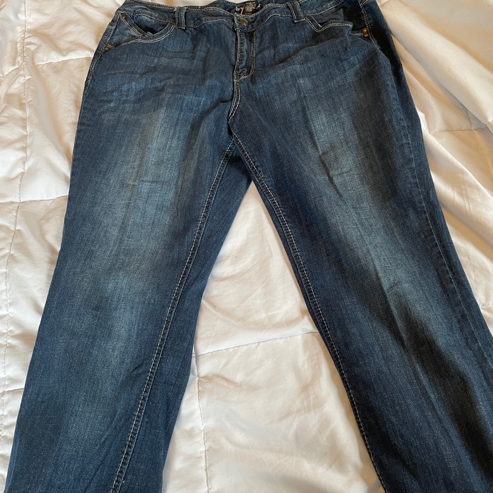 Lane Bryant Vintage cropped jeans